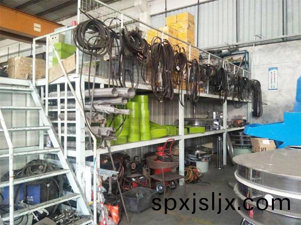 配(pei)件(jian)倉(cang)庫